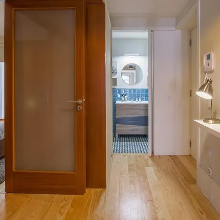 Virginie Almada Apartment *